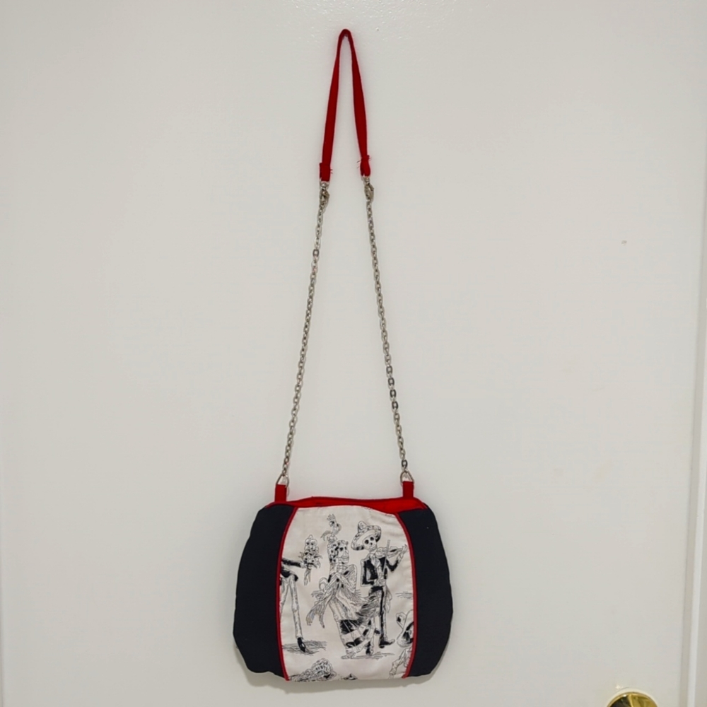 Handmade Día de los muertos purse